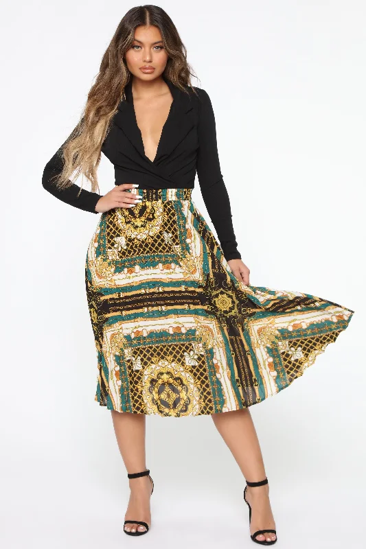 easygoing lounge skirts -easygoing lounge skirts -In The End Pleated Midi Skirt - Black/Gold