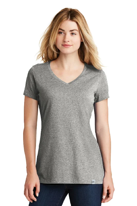 eco premium t-shirts -eco premium t-shirts -eco premium t-shirts -New Era Womens Heritage Short Sleeve V-Neck T-Shirt - Light Graphite Grey Twist