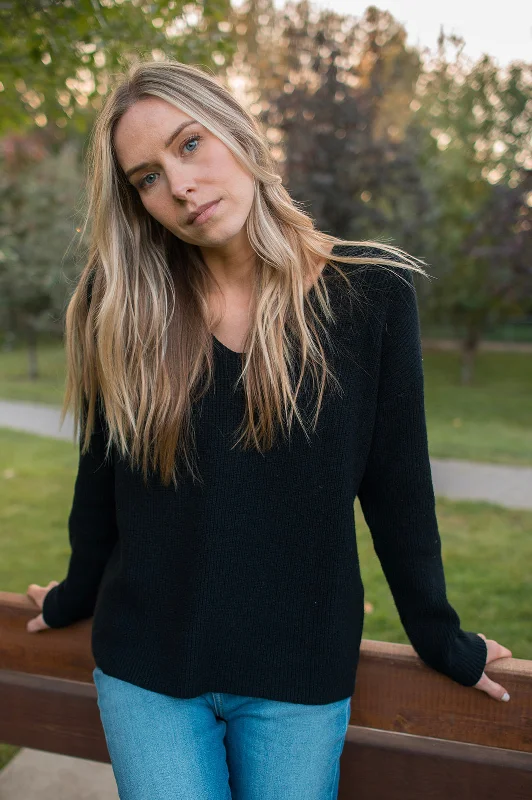 blended floral pullover sweaters -The Milo V-Neck Sweater - Black