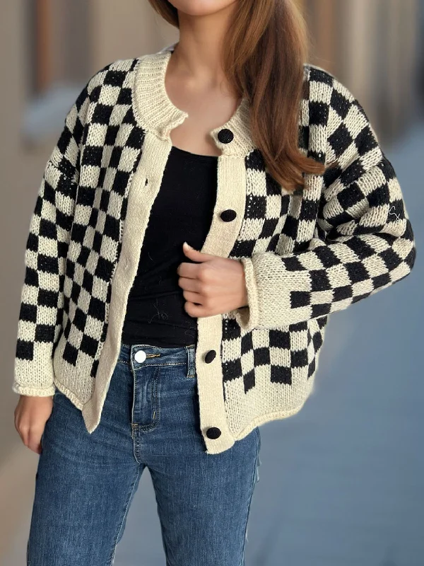 airy mohair cardigans -Checkered Button Up Round Neck Cardigan