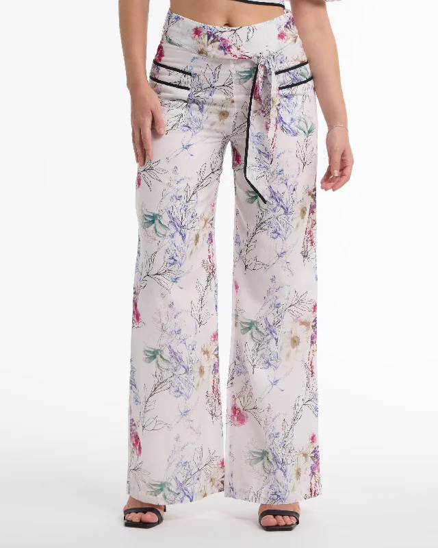 dynamic striped shorts -dynamic striped pants -BEBE Women's High Waisted Floral Flowy Pants