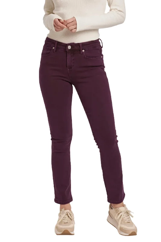 breathable sports shorts -breathable sports pants -Mid Rise Blaire Straight Leg Jeans In Morsaki