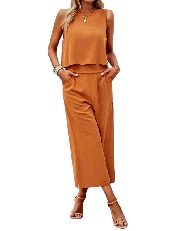 clean slim shorts -clean slim pants -Sleeveless Cropped Top And Wide Pants Set In Orange